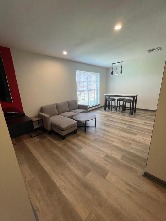 Ramada By Wyndham Studio Suites דותן מראה חיצוני תמונה