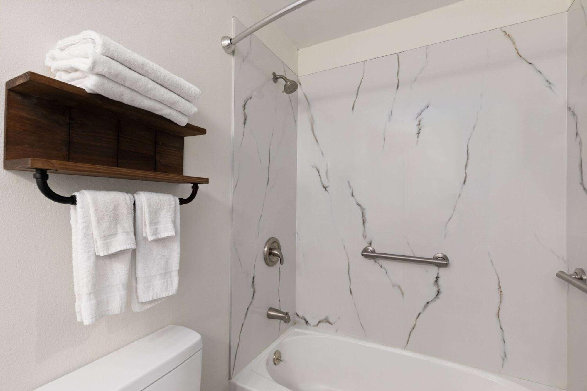 Ramada By Wyndham Studio Suites דותן מראה חיצוני תמונה