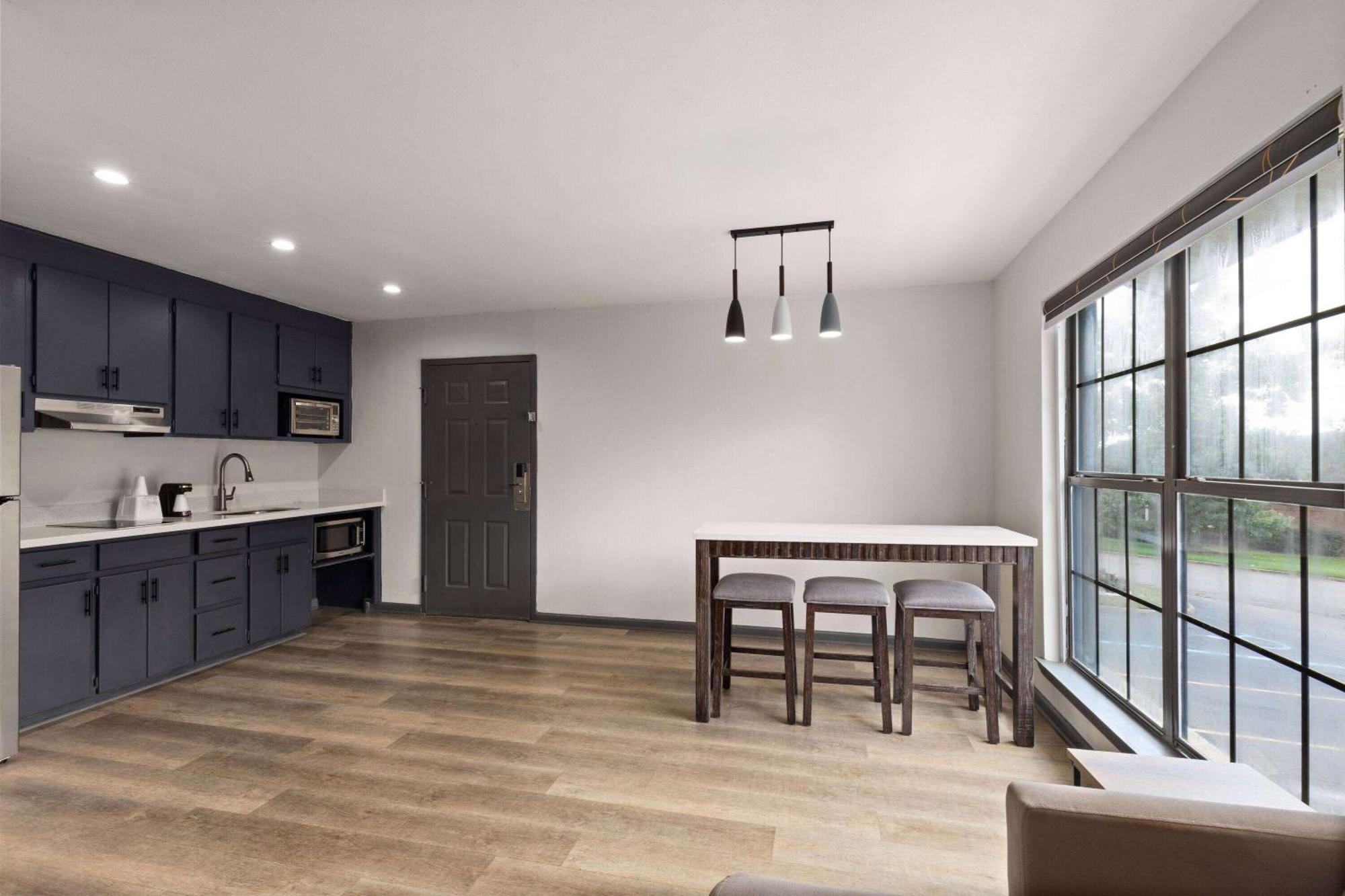 Ramada By Wyndham Studio Suites דותן מראה חיצוני תמונה