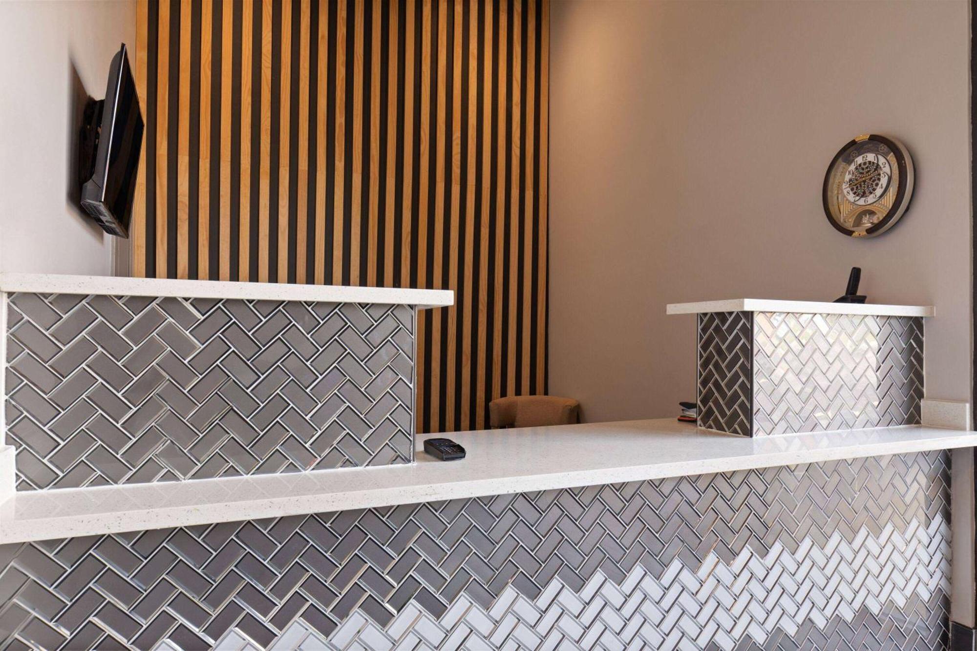 Ramada By Wyndham Studio Suites דותן מראה חיצוני תמונה